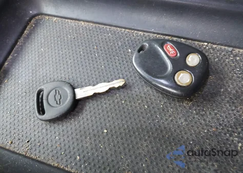 2004 Chevrolet Silverado 1500 Z71 from USA, damaged, VIN 2GCEK19TX41141087